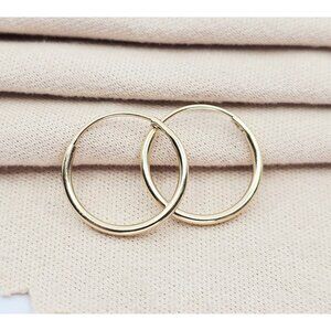 Beautiful Tiny 14K Karat Solid Yellow Gold Designer Polished Tube Hoop Earrings